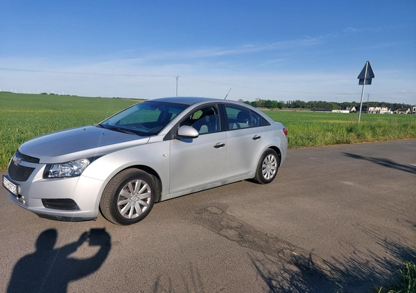 Chevrolet Cruze cena 13900 przebieg: 177000, rok produkcji 2009 z Szczebrzeszyn małe 191